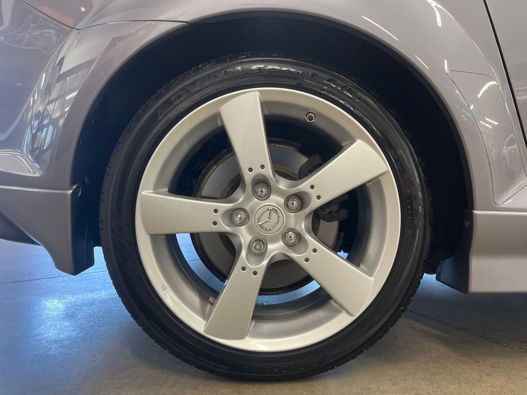 Used 2004 MAZDA RX-8 w/ MT Sport Pkg RWD image 28
