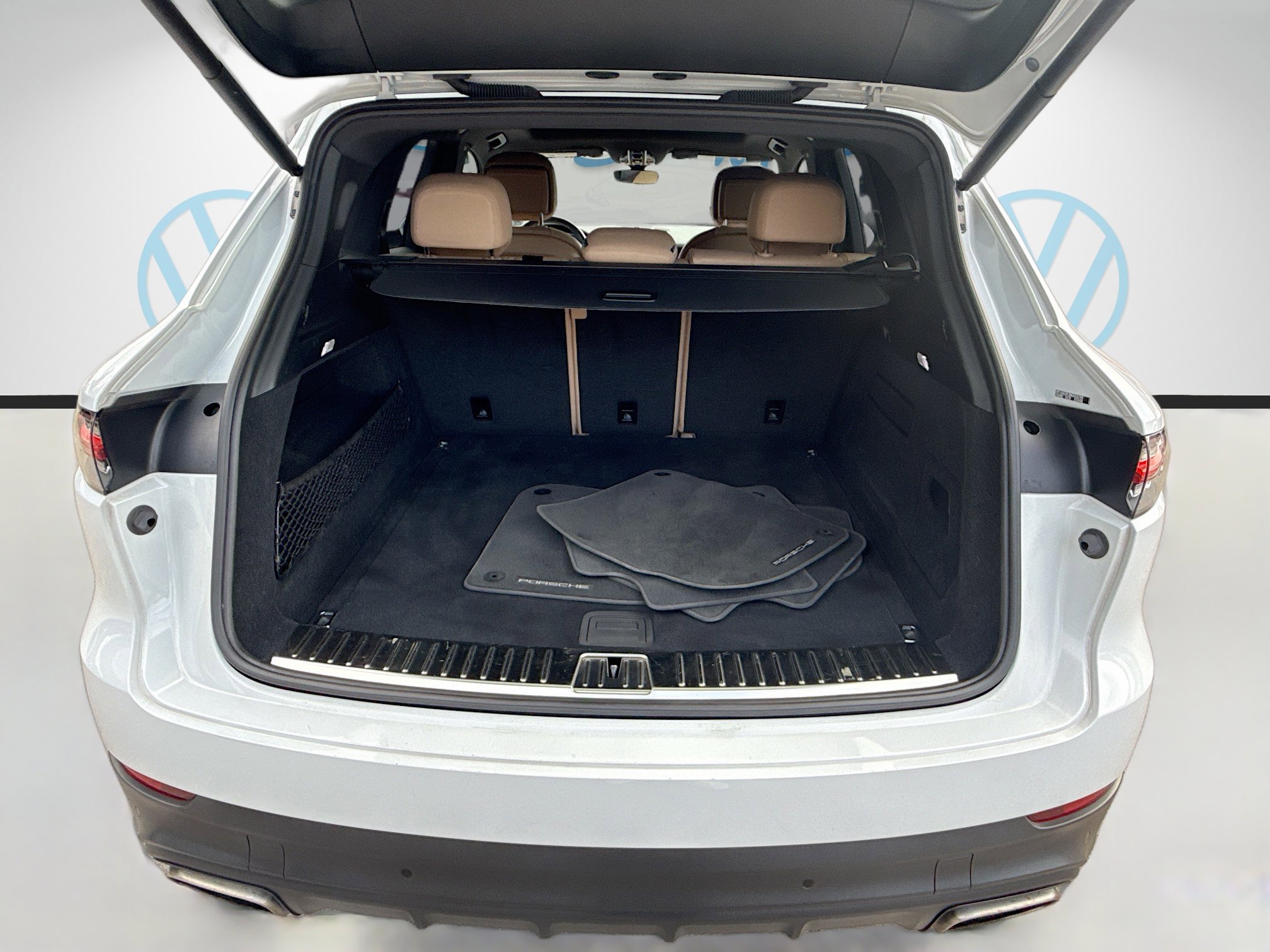 Used 2021 Porsche Cayenne AWD/4WD image 27