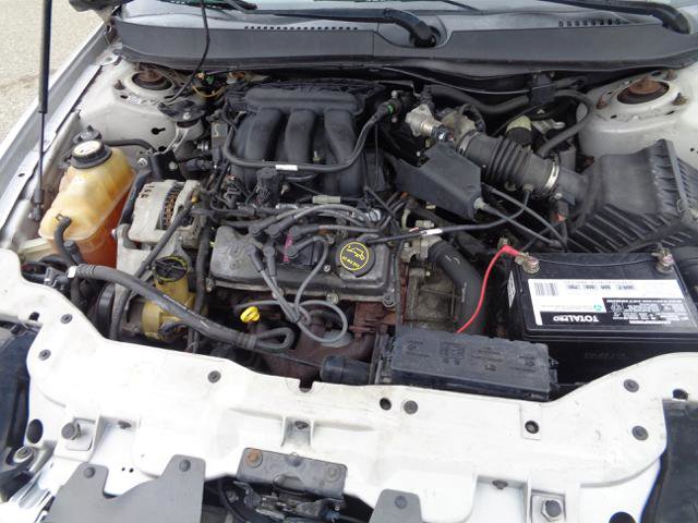 Used 2004 Ford Taurus LX image 20