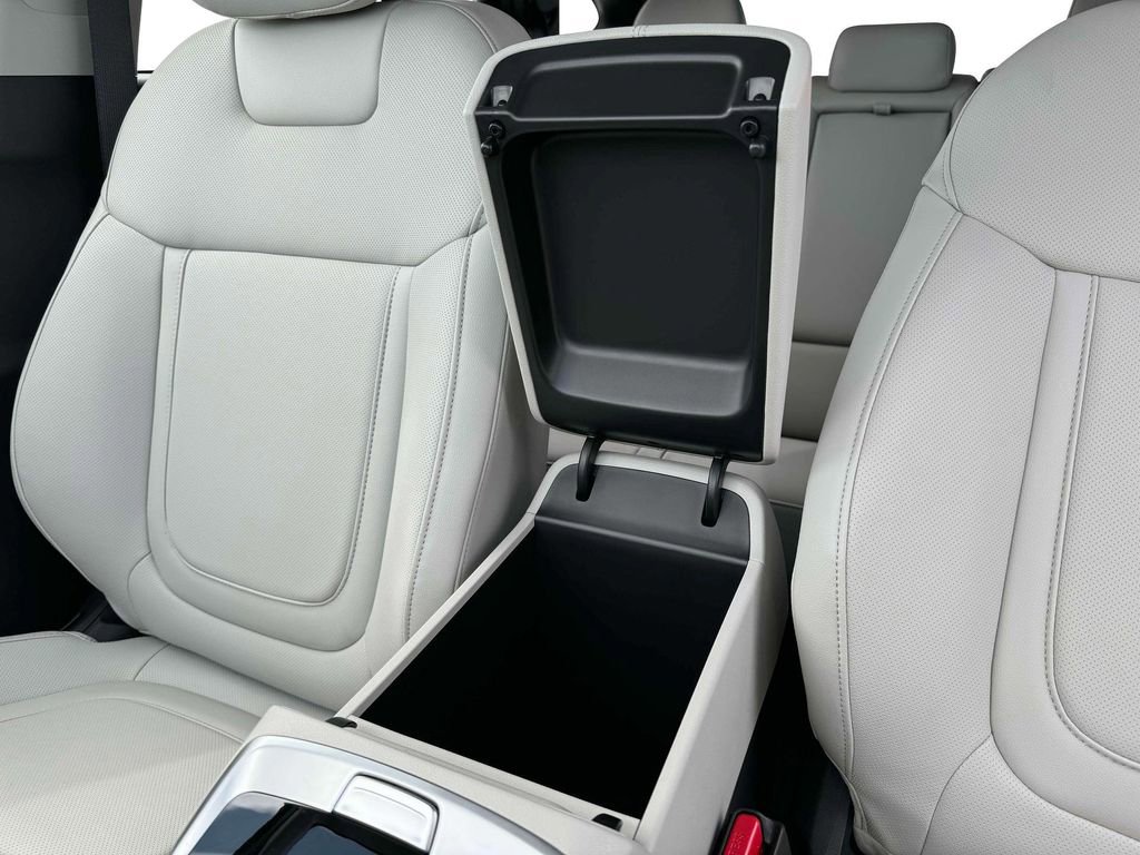 New 2025 Hyundai Tucson SEL image 18