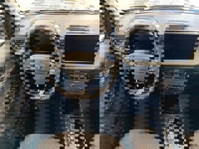 New 2025 Ford Maverick XLT w/ XLT Luxury Package image 11