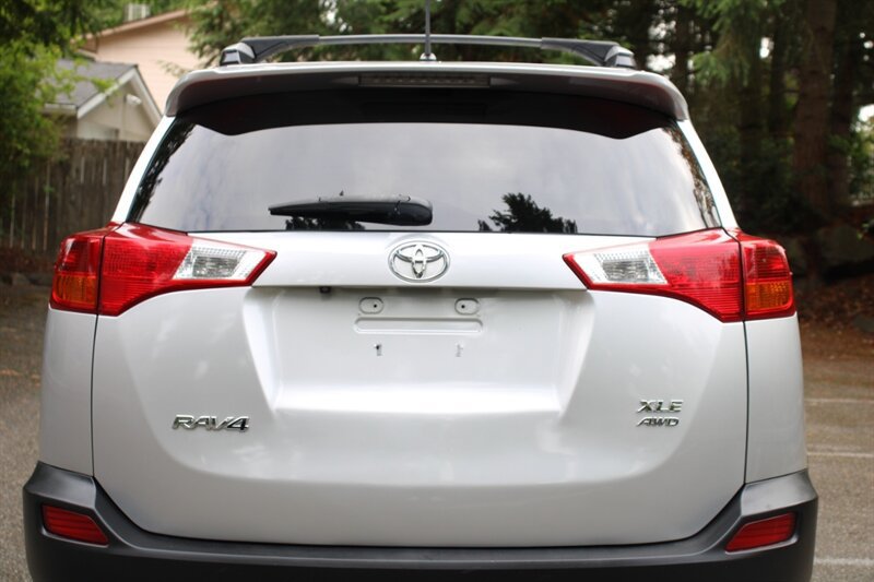 Used 2013 Toyota RAV4 XLE AWD/4WD image 12