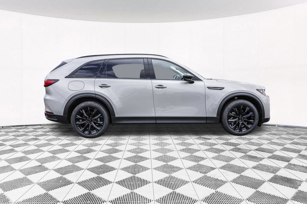 New 2026 MAZDA CX-90 Plug-In Hybrid w/Premium Sport AWD/4WD image 16