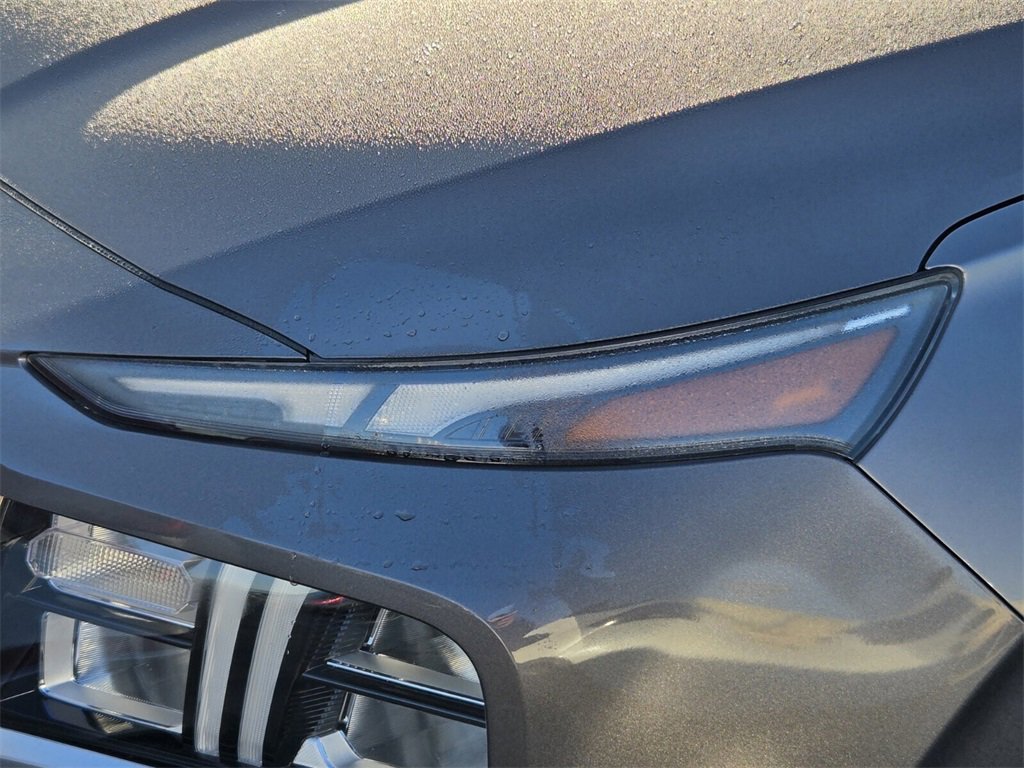 Used 2022 Hyundai Santa Fe Blue image 9