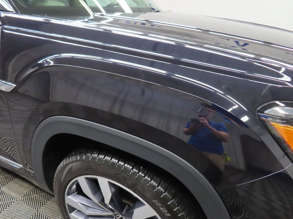 Used 2021 Volkswagen Atlas SEL R-Line image 32