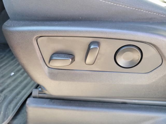 Used 2023 Chevrolet Silverado 1500 Custom image 20