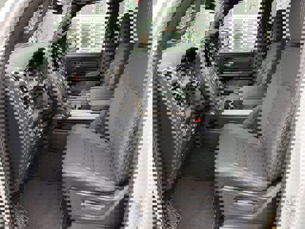 New 2026 RAM 1500 Express image 3