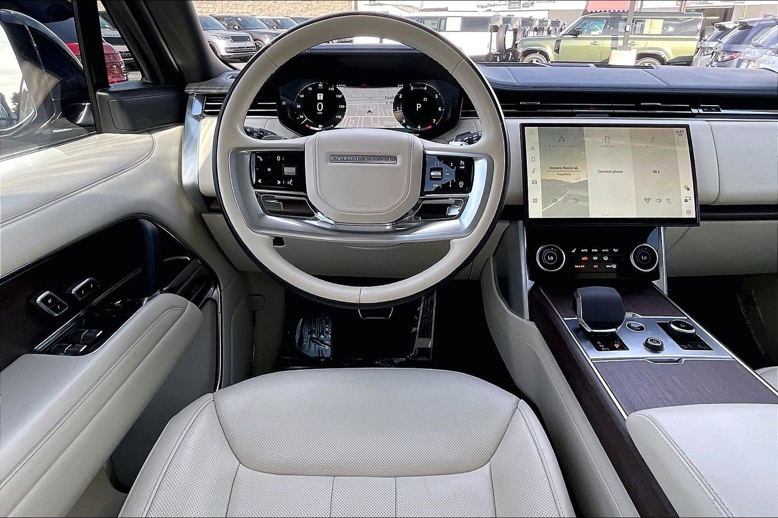 Certified 2023 Land Rover Range Rover Long Wheelbase Autobiography image 5
