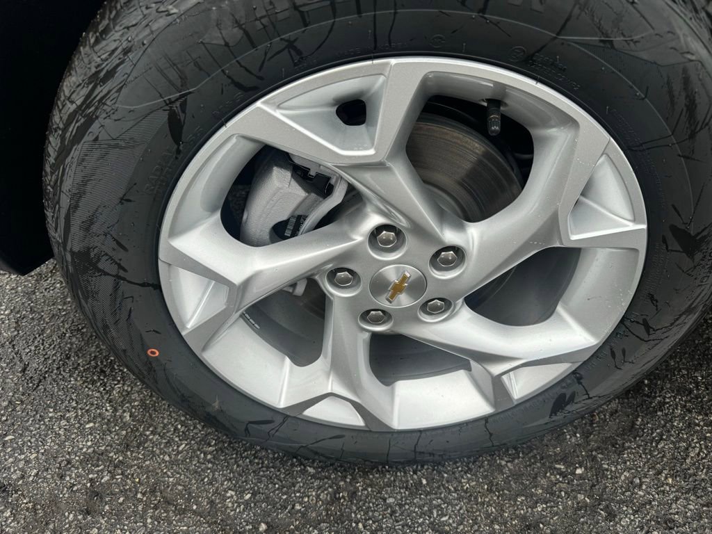 New 2026 Chevrolet Trax LS w/ LS Convenience Package image 3