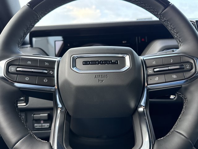 New 2026 GMC Yukon Denali w/ Denali Reserve Package AWD/4WD image 25