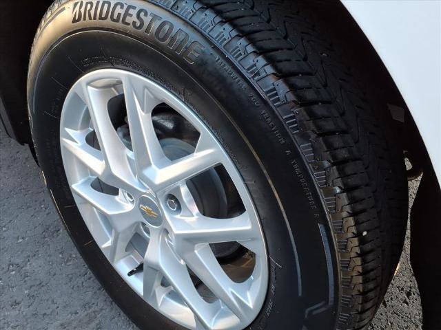 Used 2024 Chevrolet Equinox LT image 31