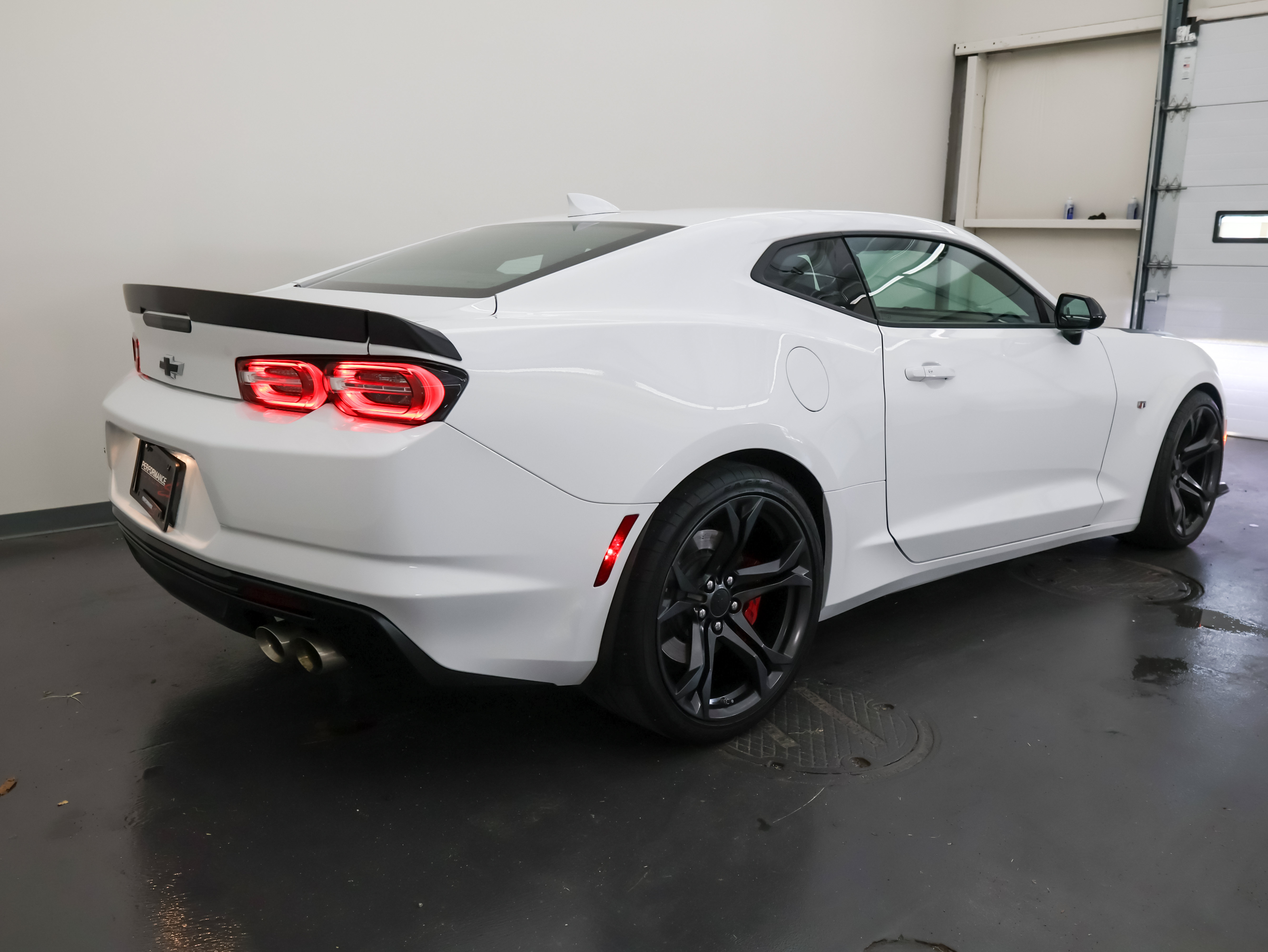 Used 2019 Chevrolet Camaro SS RWD image 3
