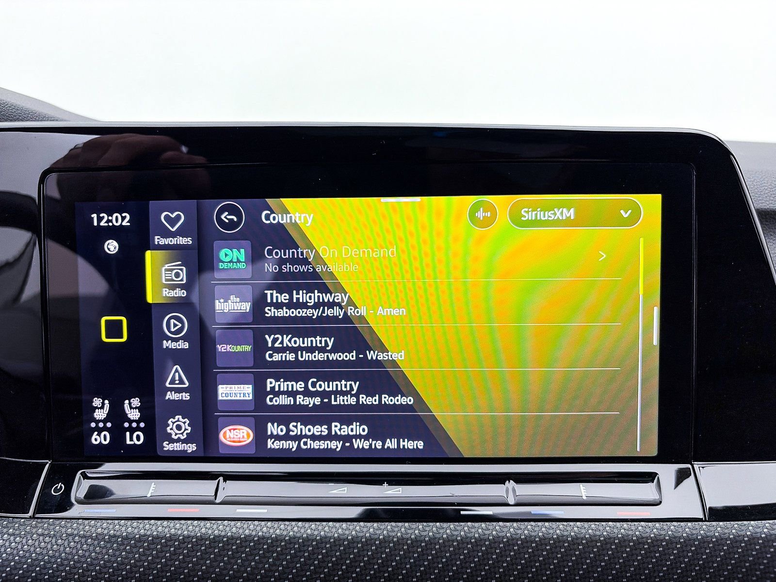 Used 2024 Volkswagen Golf R image 23