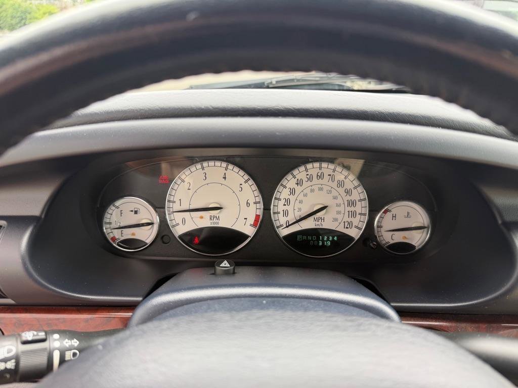 Used 2002 Chrysler Sebring Limited FWD image 26