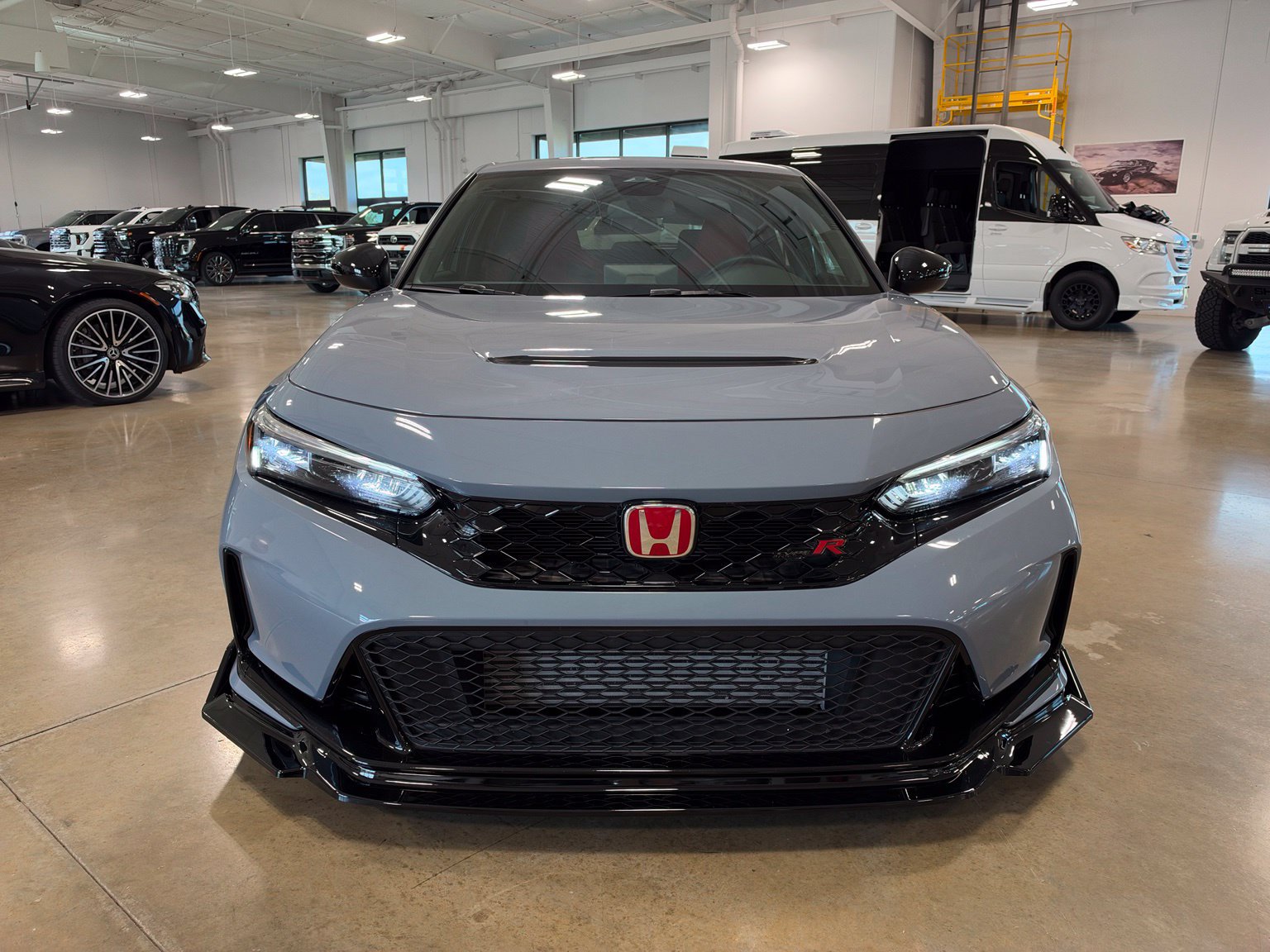 Used 2023 Honda Civic Type R image 2