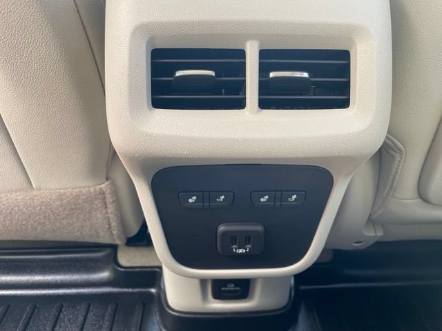 Used 2022 GMC Terrain Denali w/ Denali Premium Package AWD/4WD image 54