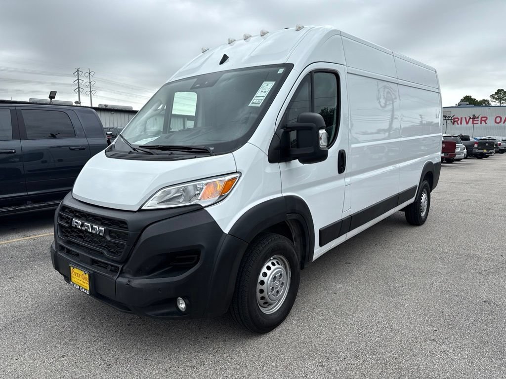 Used 2026 RAM ProMaster 2500 w/ Safety Group FWD image 3