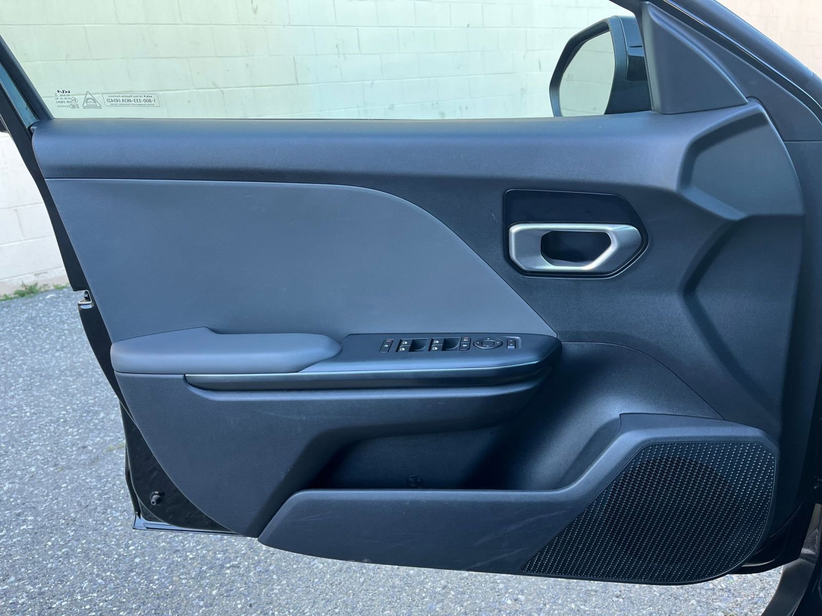 Used 2025 Kia K4 LXS image 18
