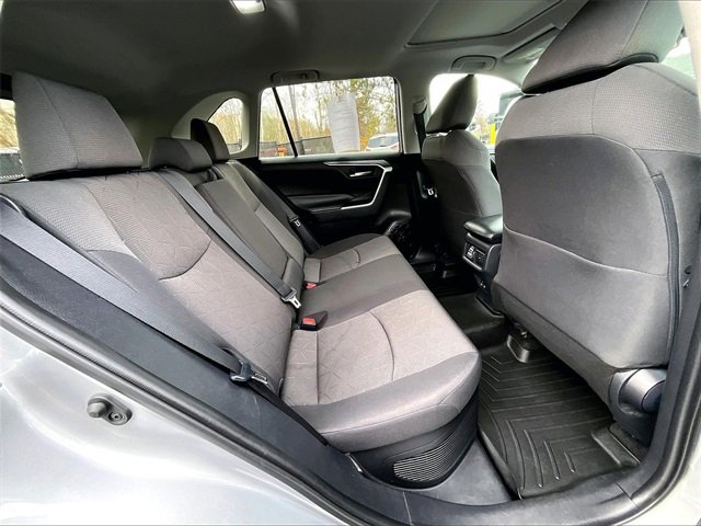 Used 2019 Toyota RAV4 XLE image 23