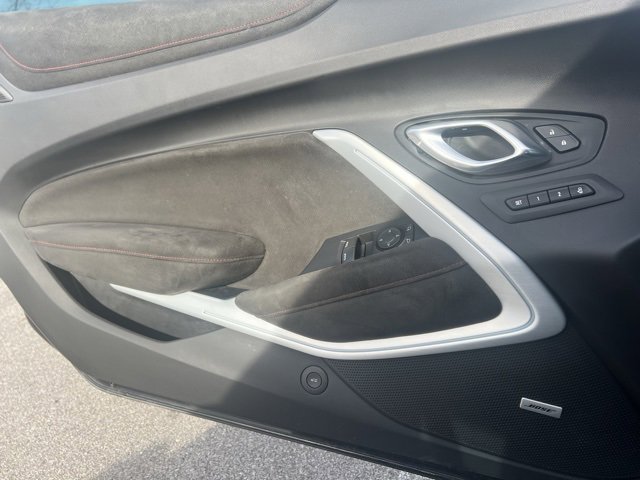 Used 2021 Chevrolet Camaro ZL1 image 21