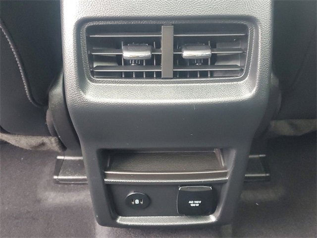 Certified 2024 Ford Edge SEL w/ Convenience Package image 30