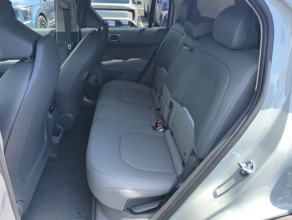 New 2027 Kia EV3 Wind FWD image 28