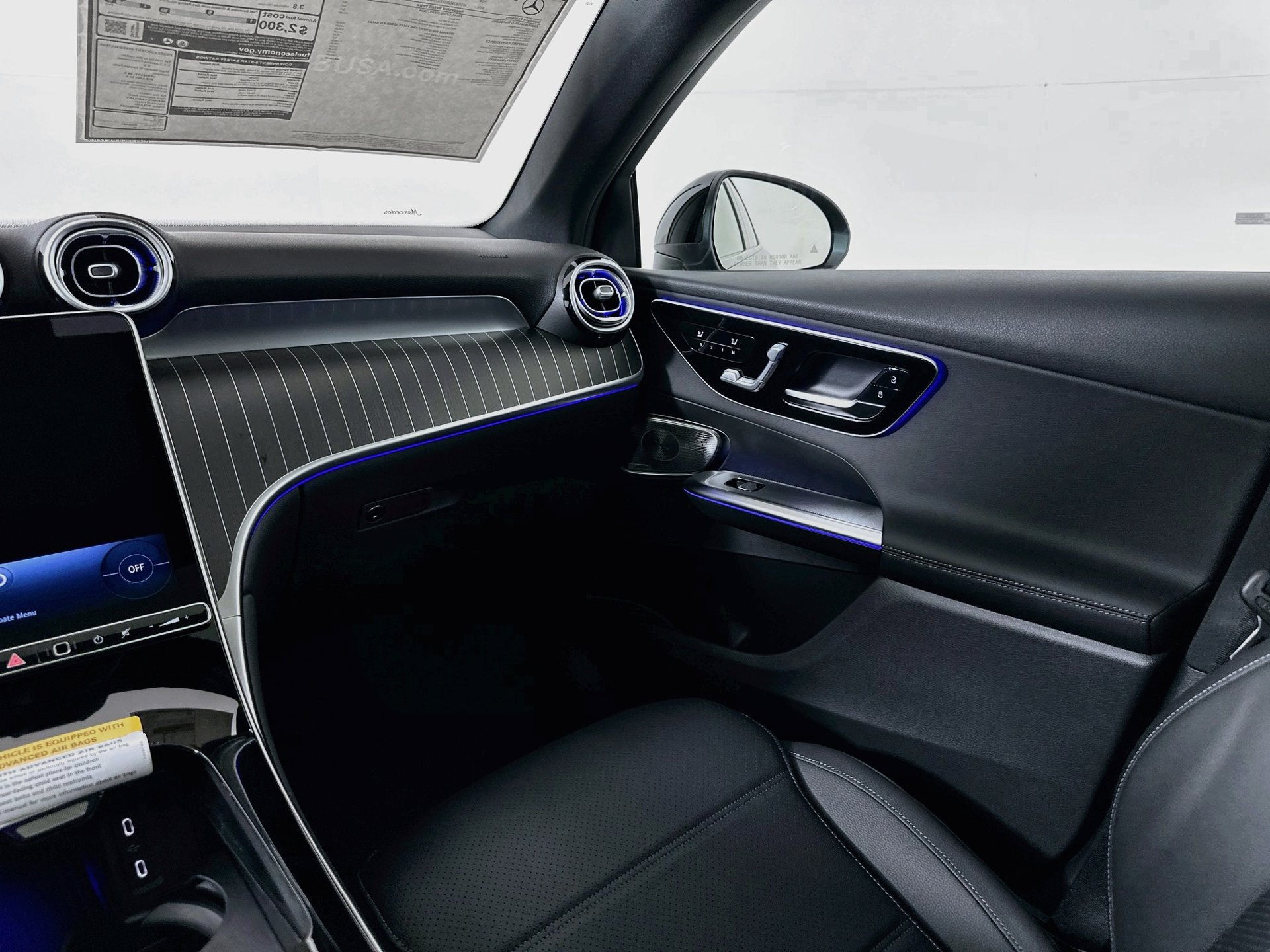 New 2027 Mercedes-Benz GLC 300 4MATIC image 26