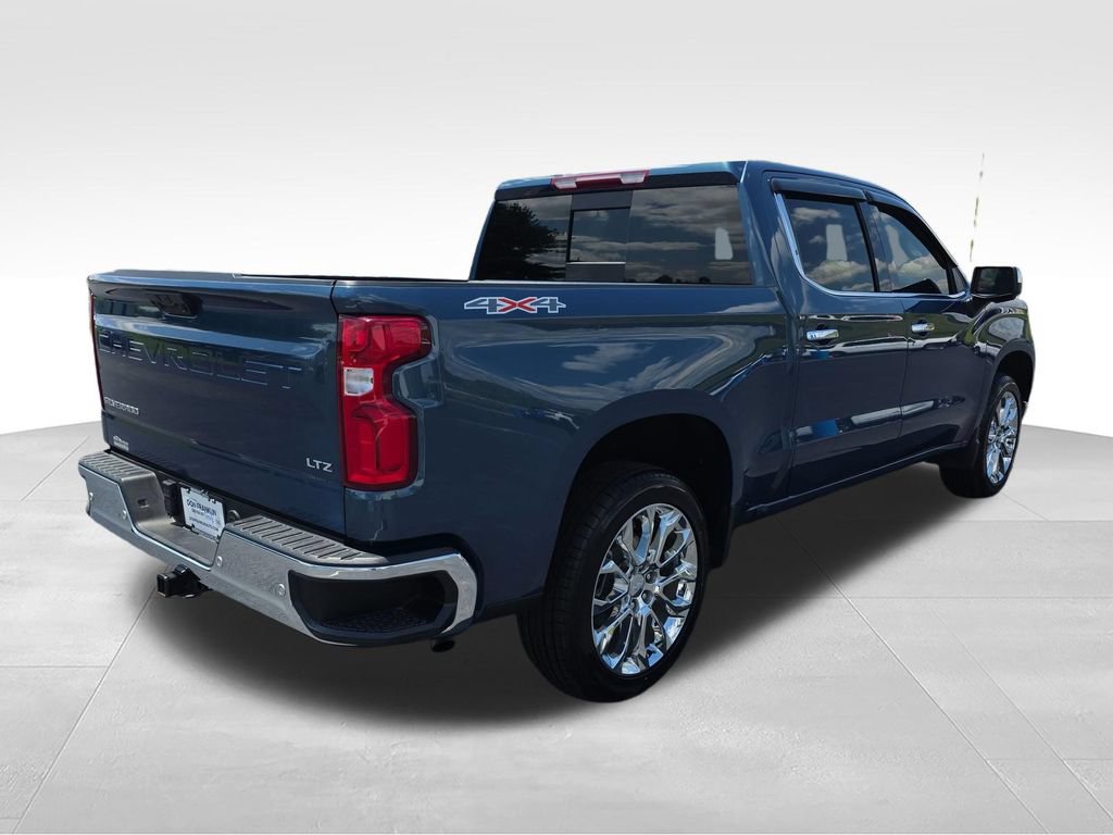 Used 2024 Chevrolet Silverado 1500 LTZ w/ LTZ Premium Package AWD/4WD image 5