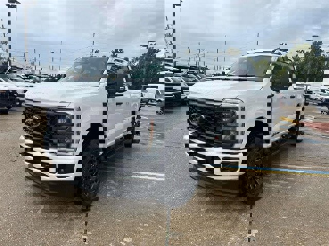 New 2026 Ford F250 XL image 3