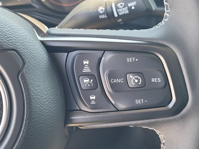 Used 2026 Jeep Gladiator Rubicon w/ Safety Group AWD/4WD image 16