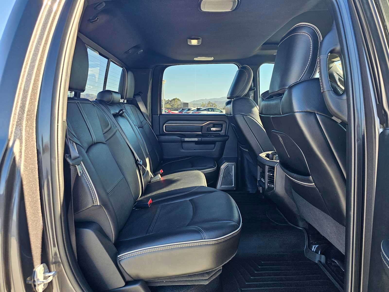 Used 2020 RAM 2500 Limited image 12