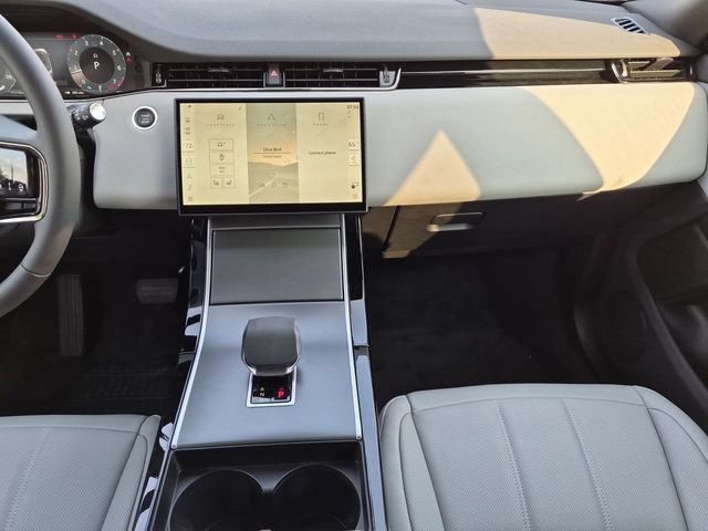 New 2026 Land Rover Range Rover Evoque S AWD/4WD image 13