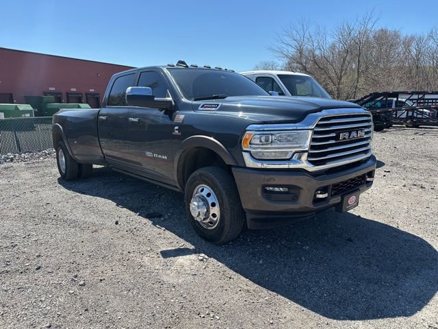 Used 2022 RAM 3500 Limited image 1