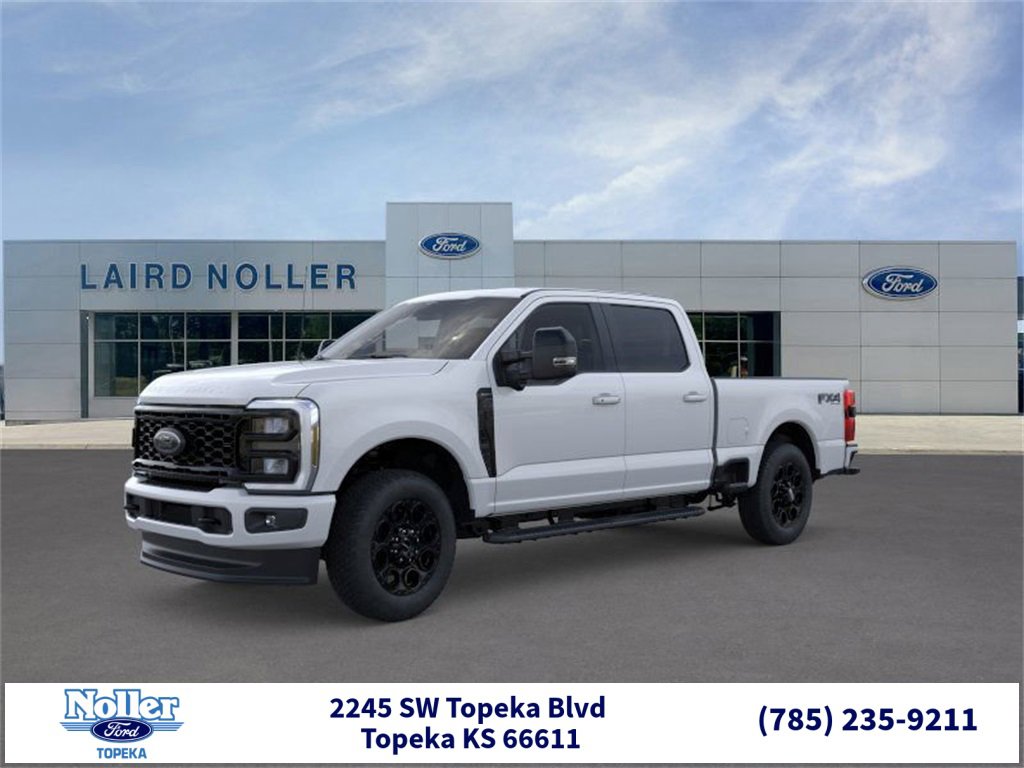 New 2026 Ford F250 Lariat w/ Black Appearance Package