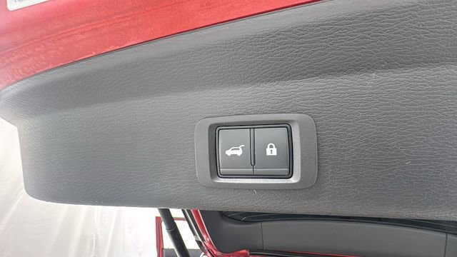 Used 2023 Mitsubishi Outlander SE image 17