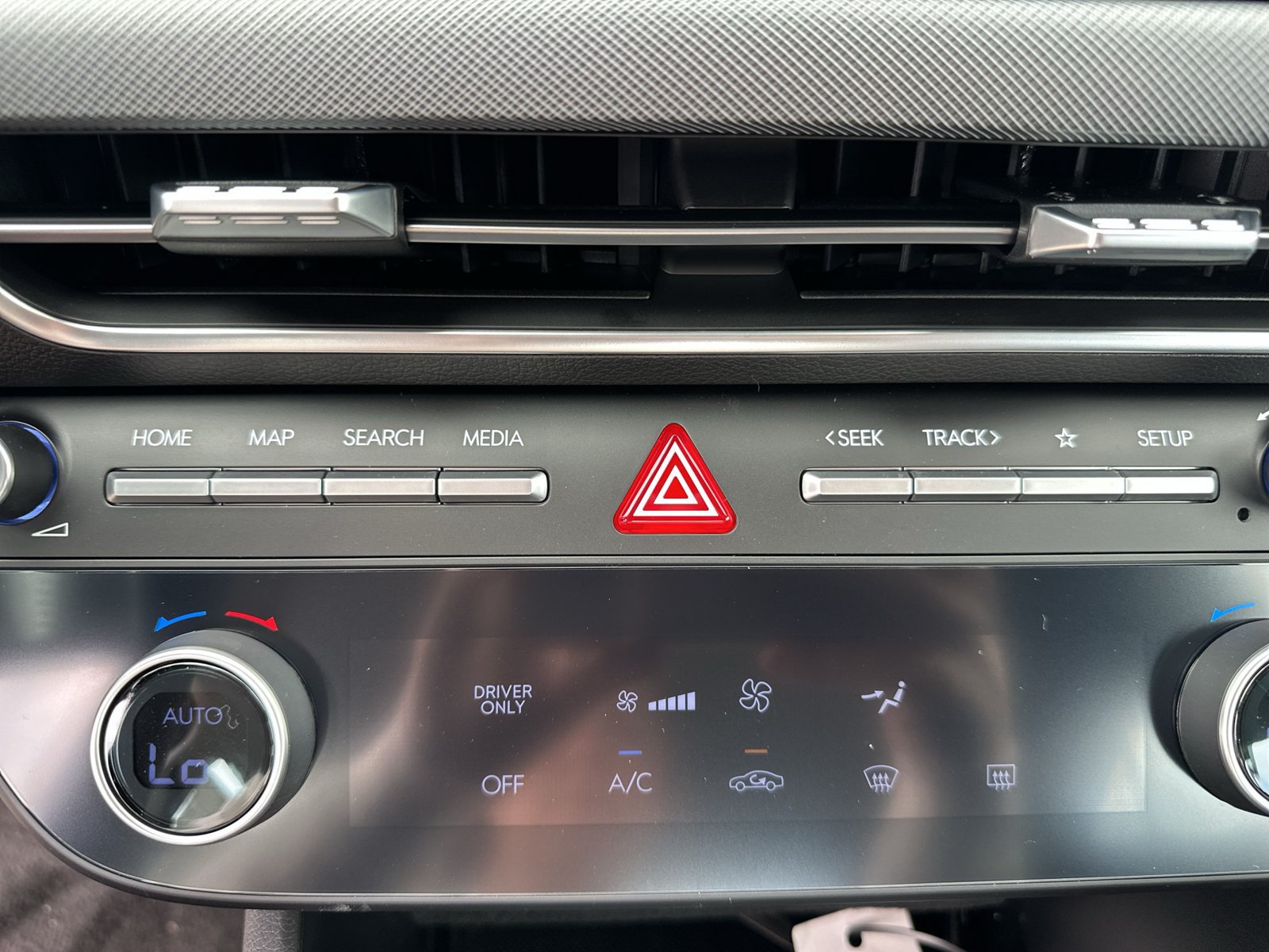 New 2026 Hyundai Sonata Blue FWD image 23