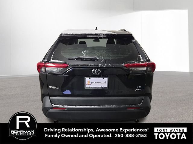 Used 2019 Toyota RAV4 LE w/ All Weather Liner Package image 8