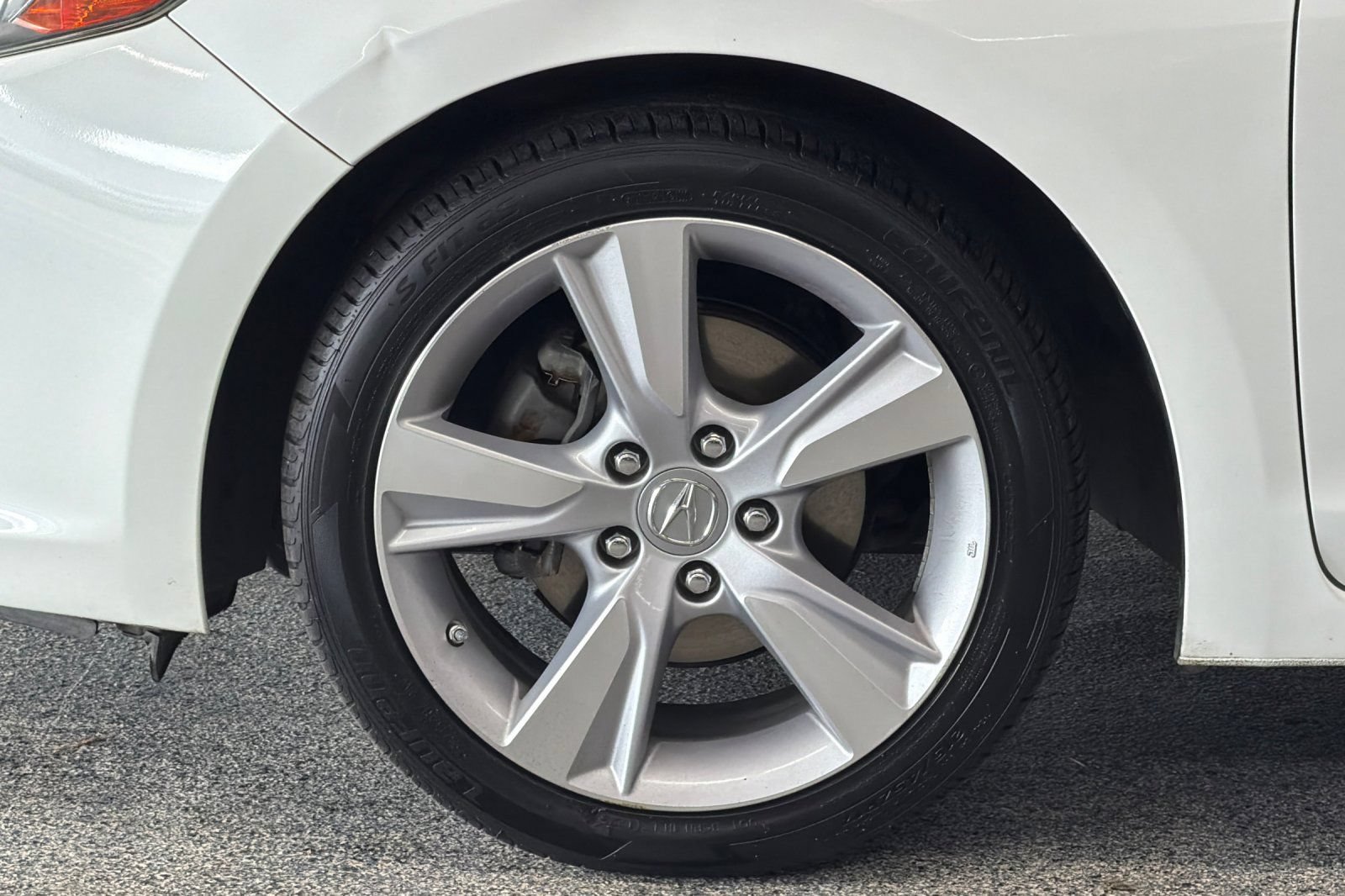 Used 2015 Acura ILX w/ Technology Package FWD image 24