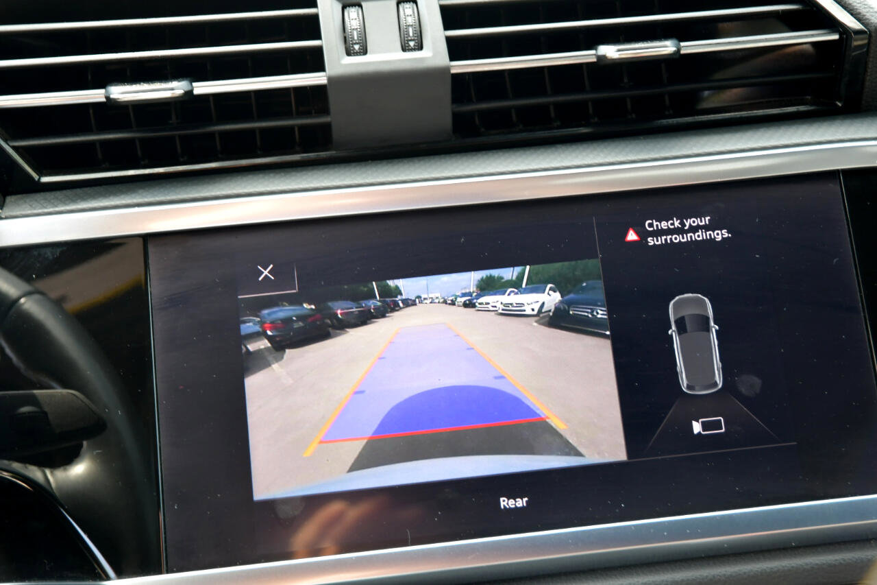 Used 2020 Audi Q3 2.0T Premium image 13