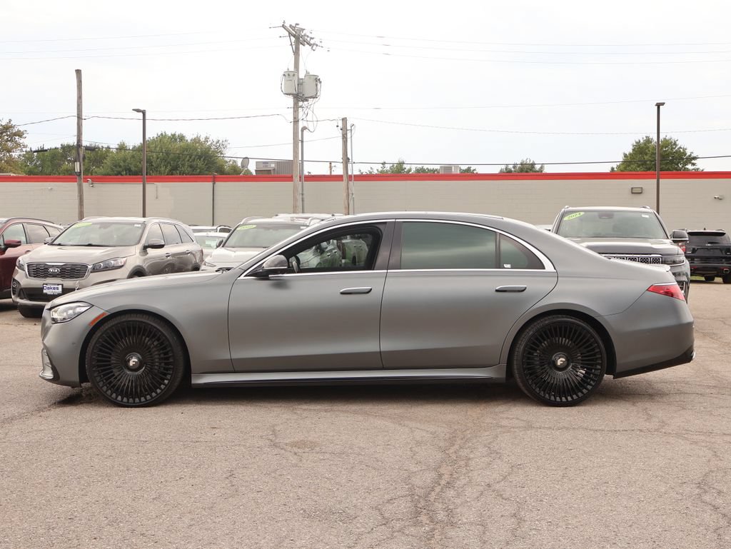 Used 2022 Mercedes-Benz S 580 4MATIC Sedan image 4