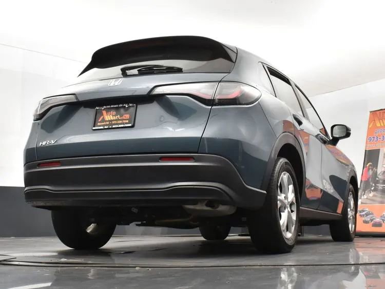 Used 2024 Honda HR-V LX image 13