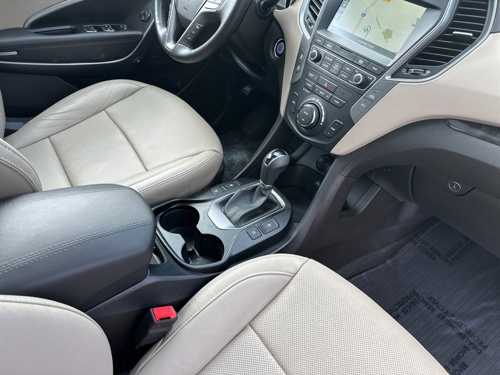 Used 2017 Hyundai Santa Fe Sport w/ 2.4L Tech Package 04 image 16