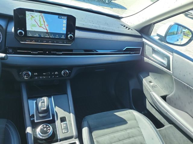 Used 2024 Mitsubishi Outlander SE image 18