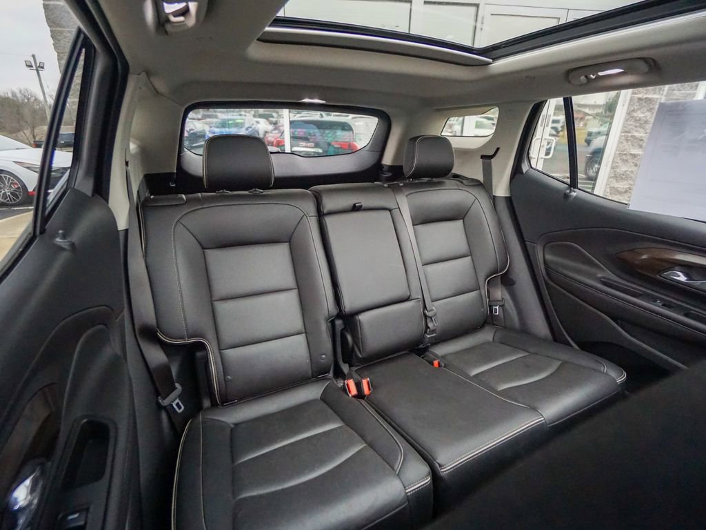 Used 2018 GMC Terrain Denali w/ Advanced Safety Package image 34