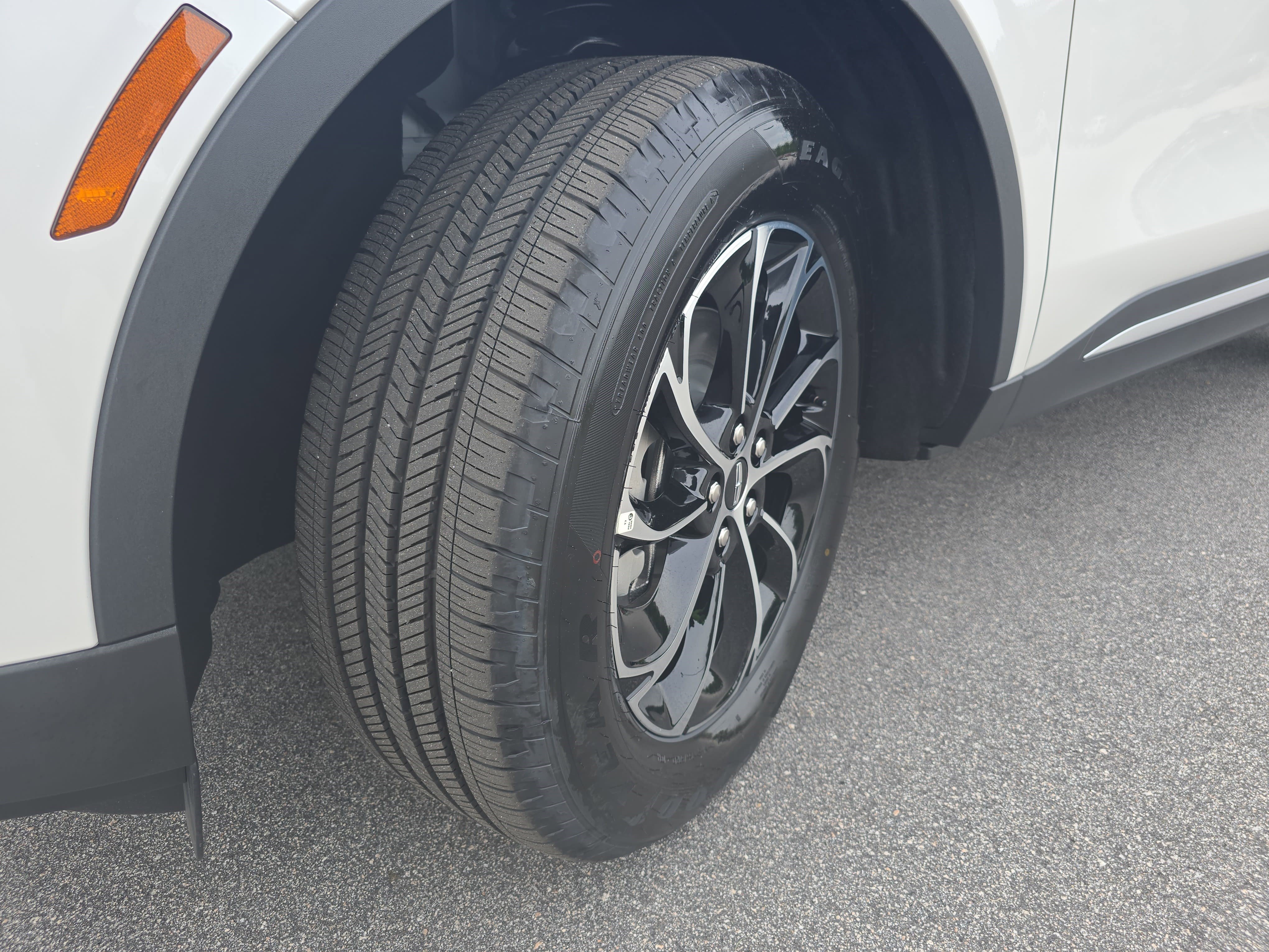 New 2026 Lincoln Nautilus Premier AWD/4WD image 32
