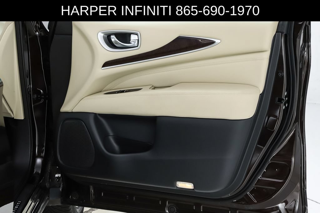 Used 2020 INFINITI QX60 Luxe w/ Sensory Package AWD/4WD image 32
