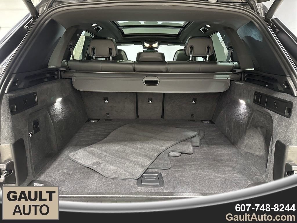 Used 2024 BMW X5 M60i image 16