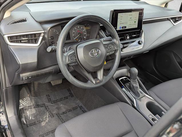 Used 2025 Toyota Corolla LE image 10