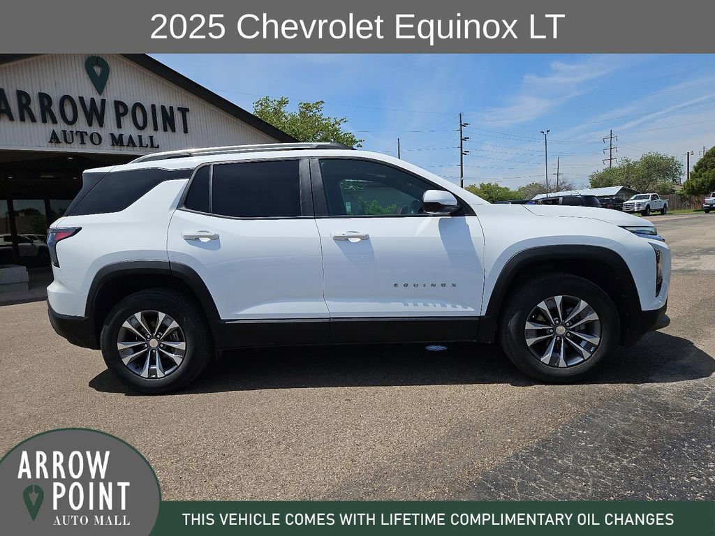 Used 2025 Chevrolet Equinox LT w/ Convenience Package II FWD image 13
