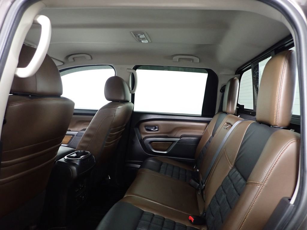 Used 2017 Nissan Titan Platinum Reserve RWD image 35